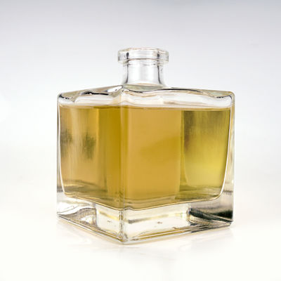 Graverie Custom 750 ml Bouteille de verre carré pour le vin de fruits Whisky Vodka Brandy Rum Gin