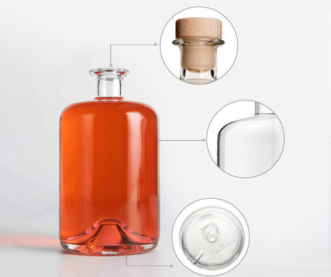 Bouteille en verre de capacité personnalisée pour les spiritueux Tequila Vodka Brandy Whisky Rum Gin Liquor 500ml/700ml/750ml