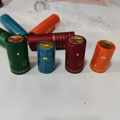 Capuchon rétrécissant de bouteille en verre à ruban adhésif PVC personnalisé pour les solutions d'emballage de boissons