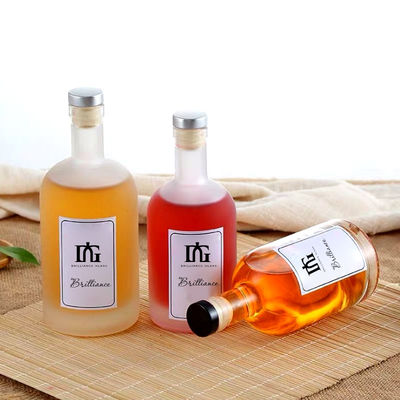 Bouteille de vodka en verre congelé 500 ml 750 ml 1000 ml avec logo acceptable