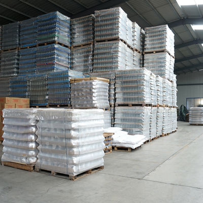 Application de tequila Bouteilles de vin en verre transparent de 700 ml/750 ml avec approbation OEM/ODM