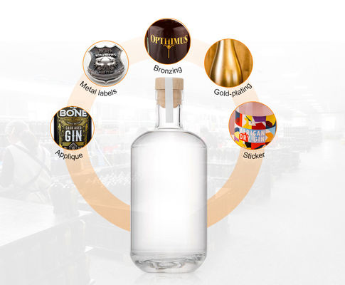 Autres boissons personnalisées pour femmes Forme du corps 600 ml Rum Vodka Whisky Bouteille en verre avec OEM/ODM