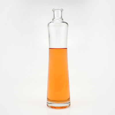 Impression par écran, estampage à chaud, peinture, gravure, galvanoplastie, bouteille en verre avec bouchon de liège