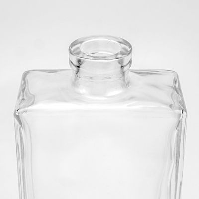 Emballage personnalisé Verre de remplissage vide 500 ml Bouteille de parfum avec gravure et peinture