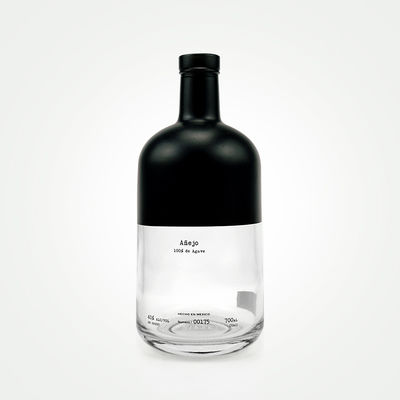 OEM/ODM Acceptable demi-clar et noir mat 750 ml Bouteille de liqueur de gin avec bouchon de liège