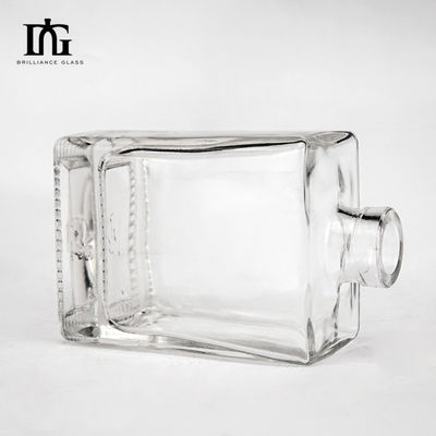 Logo personnalisé Acceptable Bouteille de vodka en verre de 500 ml avec joint de liège