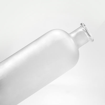 Bouteille en verre glacé de 200 ml 500 ml 700 ml 750 ml pour vodka et spiritueux