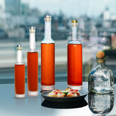 350 ml 375 ml 500 ml Verre rond transparent Whiskey Rum Bouteille de vin avec bouchon de liège