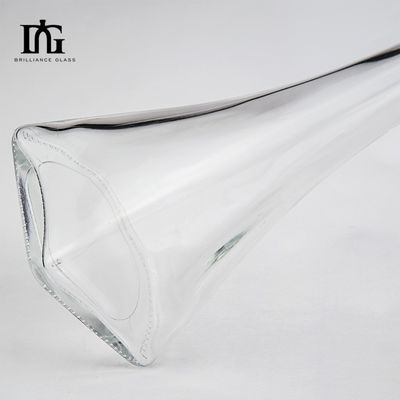 Bouteille sur mesure 750 ml Bouteille artisanale en verre Liquor Spirits Gin Whisky Vodka Rum Bouteille avec couvercle en liège