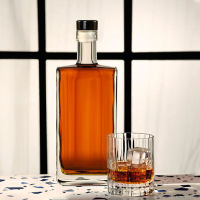 Bouteille en verre gravée pour une consommation personnalisée 700 ml Gin Rum vide 700 ml 750 ml Vodka Whiskey Brandy
