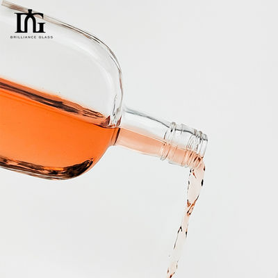 Bouteille en verre de design unique 500 ml pour le whisky Vodka Rum Gin Acceptable Logo du client