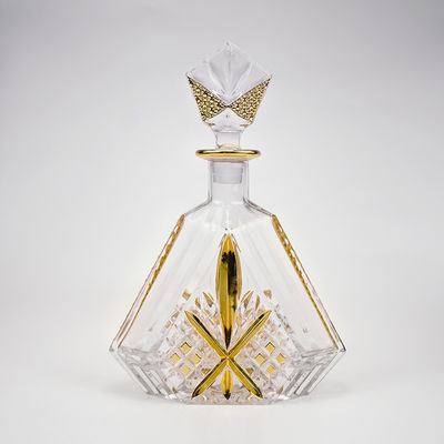 500 ml 17 oz classique en forme irrégulière de bordure en verre d'or Décanteur de liqueur pour le vin Bourbon Tequila