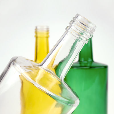 Bouteille en verre à épaule plate Super Flint pour les liqueurs et boissons personnalisées 500 ml 750 ml