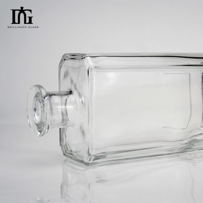 Impression à la sérigraphie et estampage à chaud Bouteille en verre pour le rhum de cognac Vodka 500ml/700ml/750ml