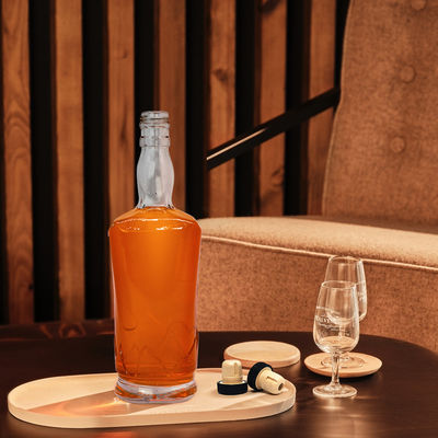 OEM/ODM 700ml 750ml Bouteille en verre pour le vin et le whisky