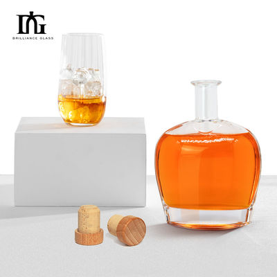 Conception personnalisée Bouteille en verre de rhum de 700 ml avec capacité de liège de 700 ml échantillon fourni gratuitement