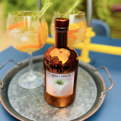 Bouteille de verre ronde transparente pour les spiritueux Vodka Gin Rum Brandy 750 ml 500 ml 375 ml capacité
