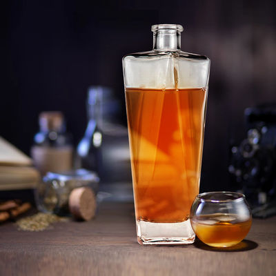 500 ml 750 ml 1000 ml Collier en verre Carré transparent Bouteille de boisson vide à base de flint pour le vin