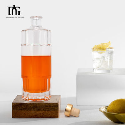Logo du client acceptable Bouteilles en verre pour jus Brilliance Gin Bouteilles de vodka Ventes