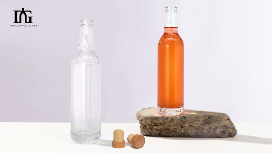 Disponible gratuitement 500 ml Bouteille en verre à fond épais transparente Whisky Brandy Rum Gin Liquor