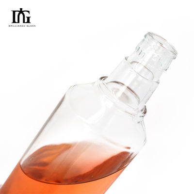 Finition 250 ml/350 ml/500 ml/550 ml/650 ml/700 ml/750 ml Bouteilles en verre pour les spiritueux Liqueur de vodka