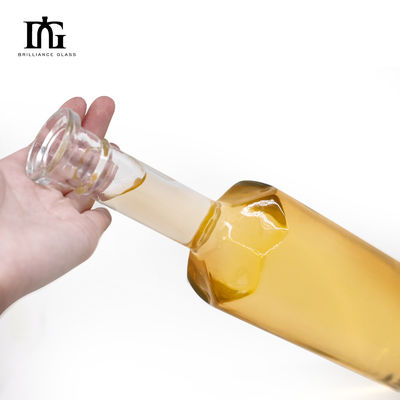 Whisky Vodka Gin Rum 700 ml Bouteille en verre transparent ronde avec bouchon à liège et vis personnalisé