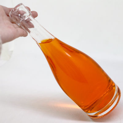 Bouteille en verre de 1000 ml/750 ml/700 ml/500 ml de capacité pour le vodka, le gin, le rhum et plus