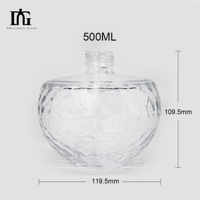 Bouteille en verre transparent de 700 ml avec forme de crâne unique et liège gravé