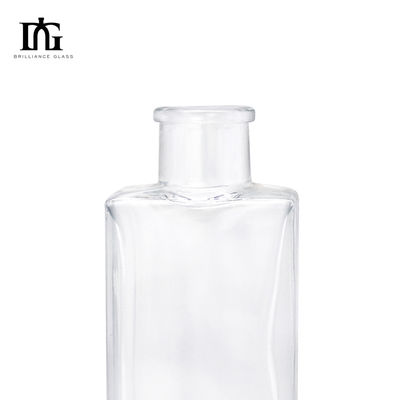 250 ml/350 ml/500 ml/550 ml/650 ml/700 ml/750 ml Bouteille en verre Fermeture au liège pour la vodka et le rhum