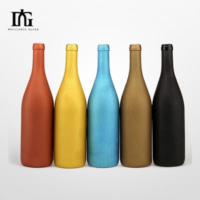 500 ml/750 ml Capacité Bouteille de vin en verre mat de couleur personnalisée pour le vin rouge et les spiritueux