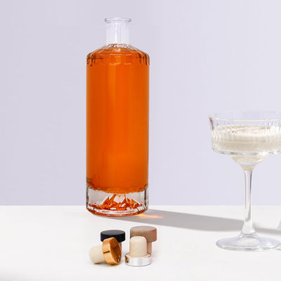 Type d'étanchéité Bouteille de vin en verre carré de liège de 750 ml pour bouteilles d'alcool de conception personnalisée