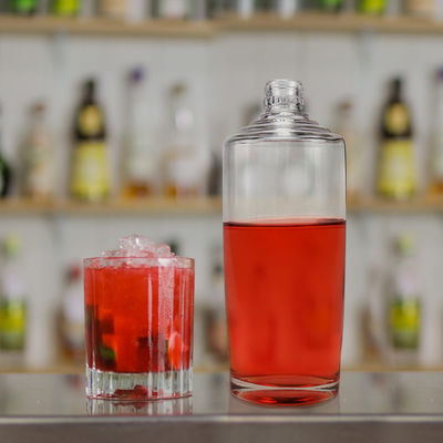 650 ml Bouteille de verre de liqueur Vodka Bouteille de gin avec liège pour votre goût Matériau du corps verre