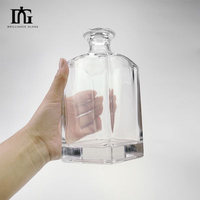Bouteille en verre de 750 ml en forme de moule personnalisée Super Flint Whiskey Gin Vodka Bouteille de liqueur