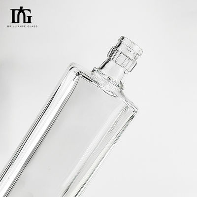 Bouteille de verre de whisky de 500 ml avec OEM/ODM acceptable