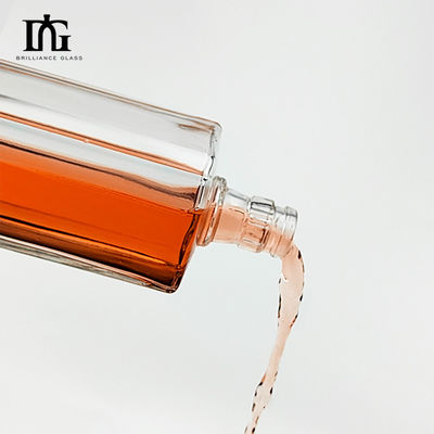 Bouteille de verre de whisky de 500 ml avec OEM/ODM acceptable