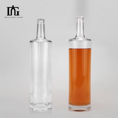 Graverie bouteilles de verre rondes et claires pour alcool