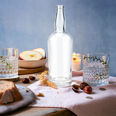Boissons gazeuses 750 ml Bouteille en verre de whisky avec liège