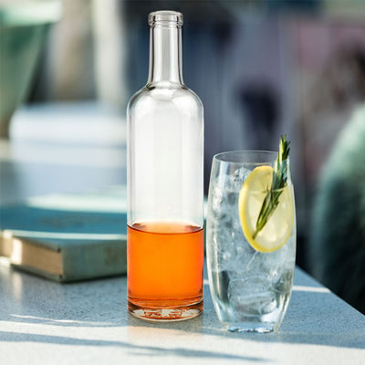 Matériau du collier en verre Bouteille d'alcool de 700 ml Parfait pour les liqueurs et les boissons alcoolisées