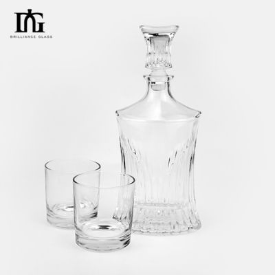Logo personnalisé Bouteille de whisky bourbon gin de 700 ml avec conception de bouteille en verre de vin
