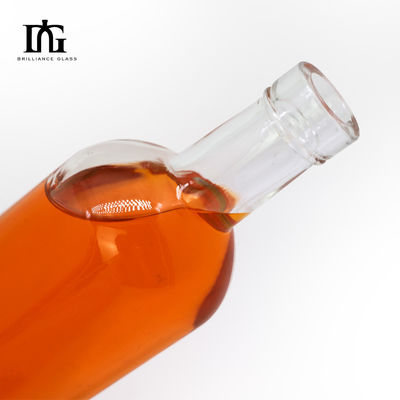Bouteille en verre 700 ml 500 ml Vodka Wine avec sérigraphie personnalisée et estampage à chaud