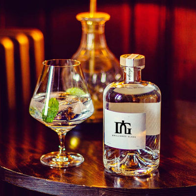 250 ml/500 ml/700 ml/750 ml Capacité Collier Matériau verre Décanteur de whisky Bouteilles vides