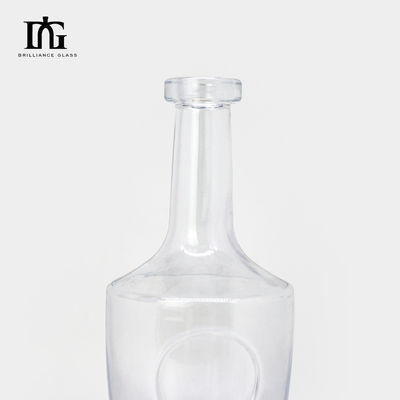 OEM/ODM Acceptable 750 ml Bouteille vide en verre Super Flint pour le whisky Gin Vodka