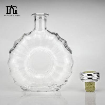 Bouteille en verre à bouchon de type liège à vis personnalisée pour les alcools et les boissons
