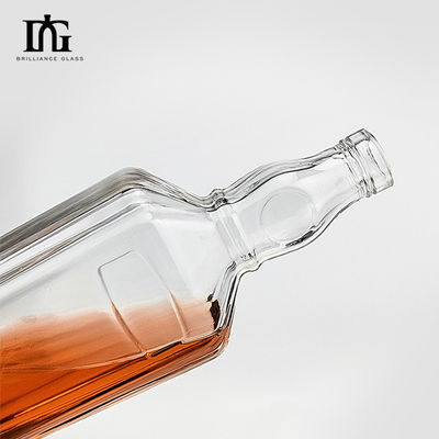 Graver une bouteille de whisky de 700 ml pour OEM/ODM Acceptable haut de verre de flint