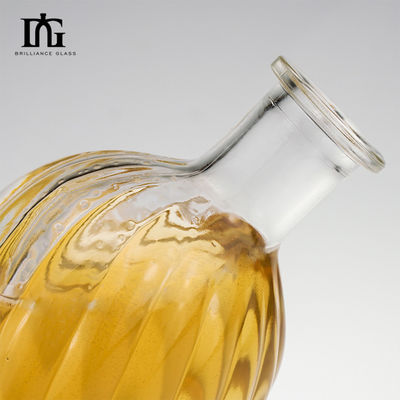 Matériau du collier: verre 750 ml Bouteille de gin au rhum avec fond épais et bouchon en liège