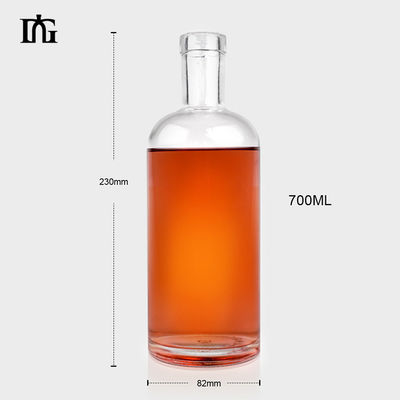 375 ml 500 ml 750 ml 1000 ml Bouteille en verre de vodka et de gin avec une surface gravée