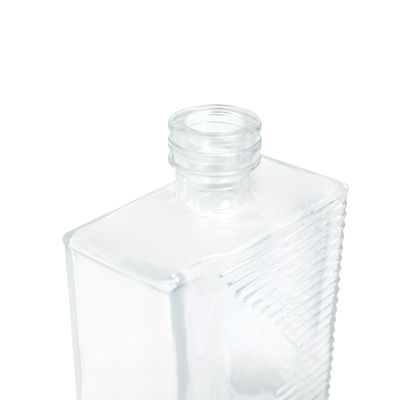 500 ml Decal moderne artisanal bouteille de gin verre pour les liqueurs et les boissons OEM / ODM acceptable