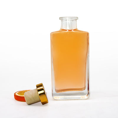 Bouteille en verre à bouchon à vis de 700 ml pour les liqueurs et boissons