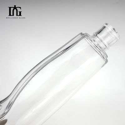 Emballage en verre avec le logo du client pour les boissons alcoolisées Vodka Tequila Gin Couvercle de liège scellé