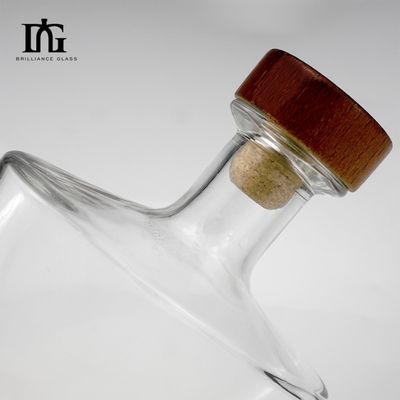 750 ml bouteilles de vin en verre avec couvercle en liège et capsules de rétrécissement pour liqueurs et boissons